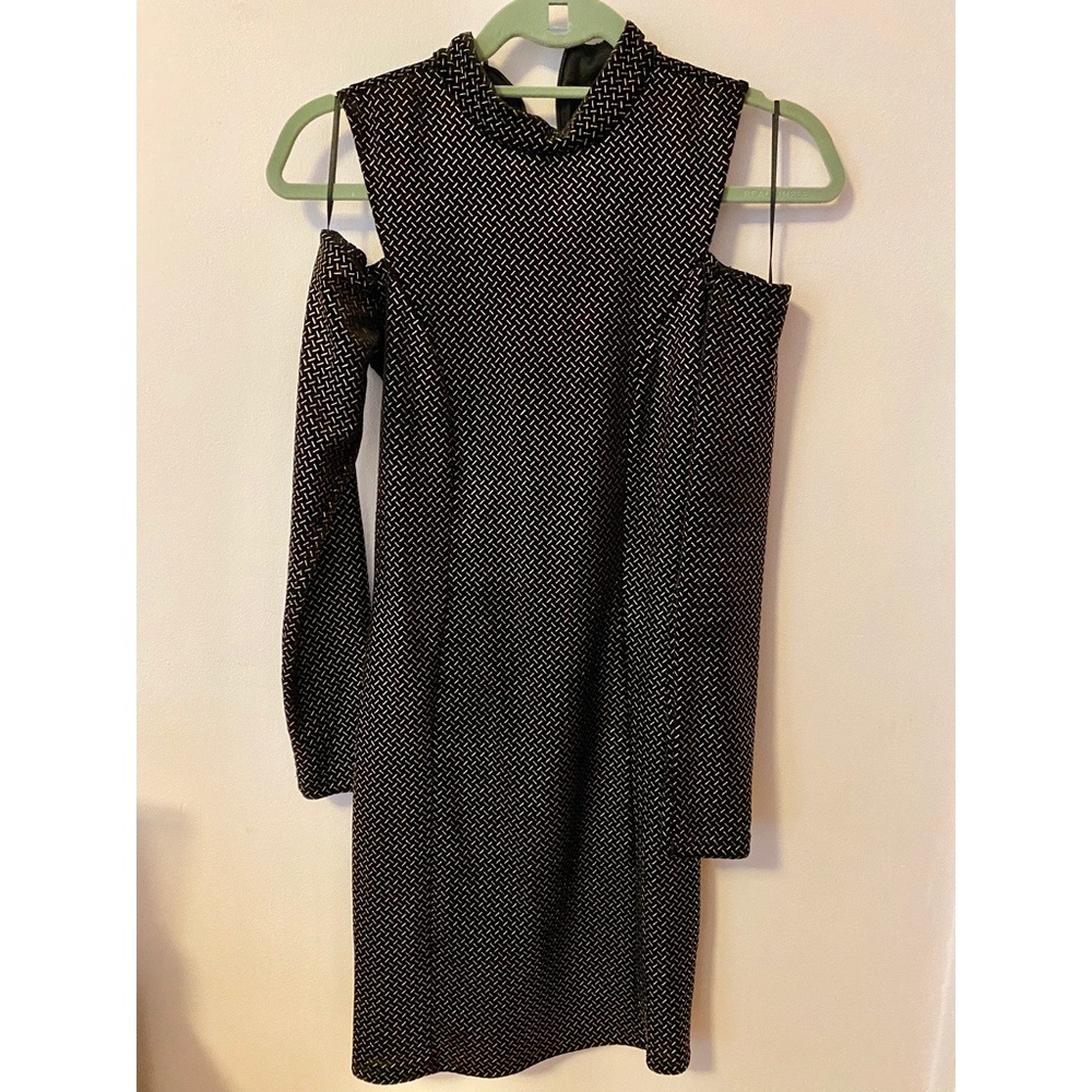TOPSHOP Velvet cold shoulder dress